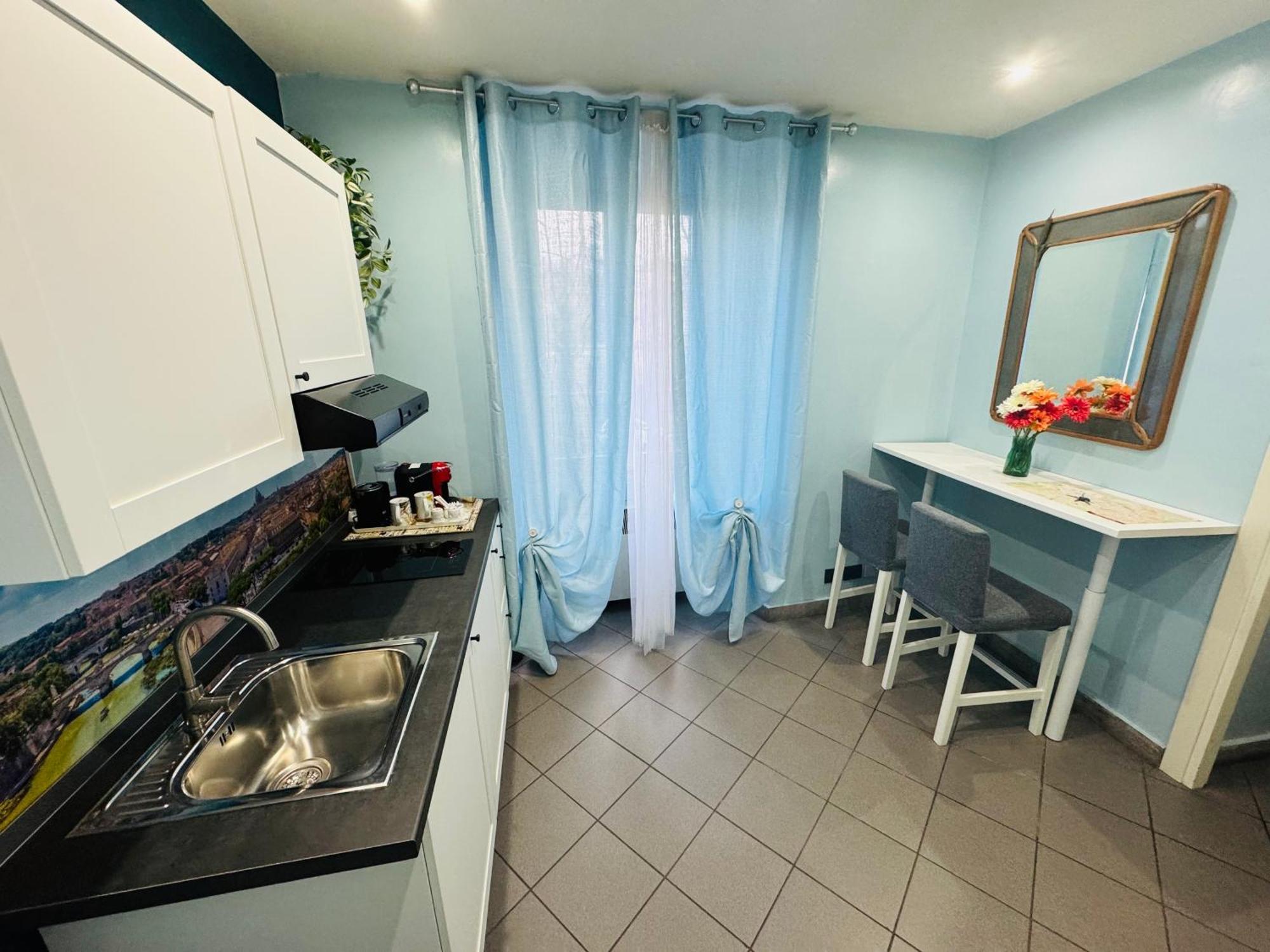 Mellini Escape Apartment Rome Bilik gambar